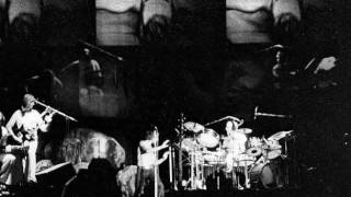 Genesis in Cascais - Mar 06, 1975 [Fly On A Win]