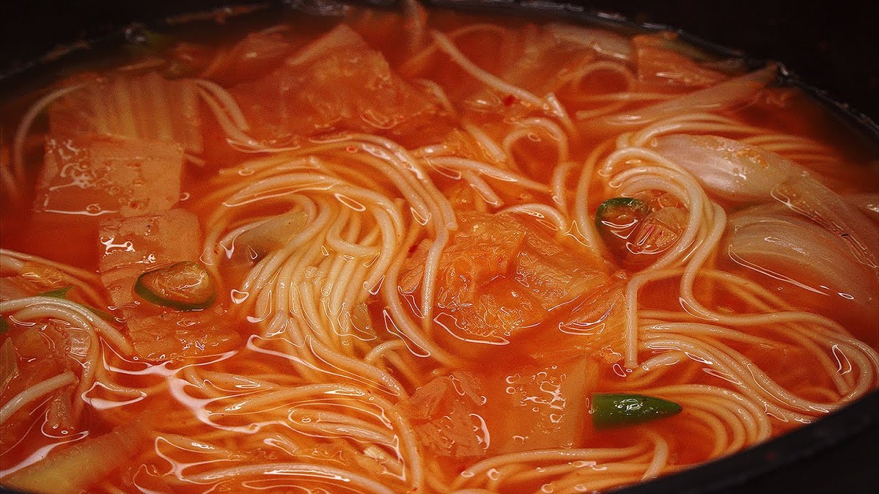 Лапша кимчи такая же простая, как рамэн.