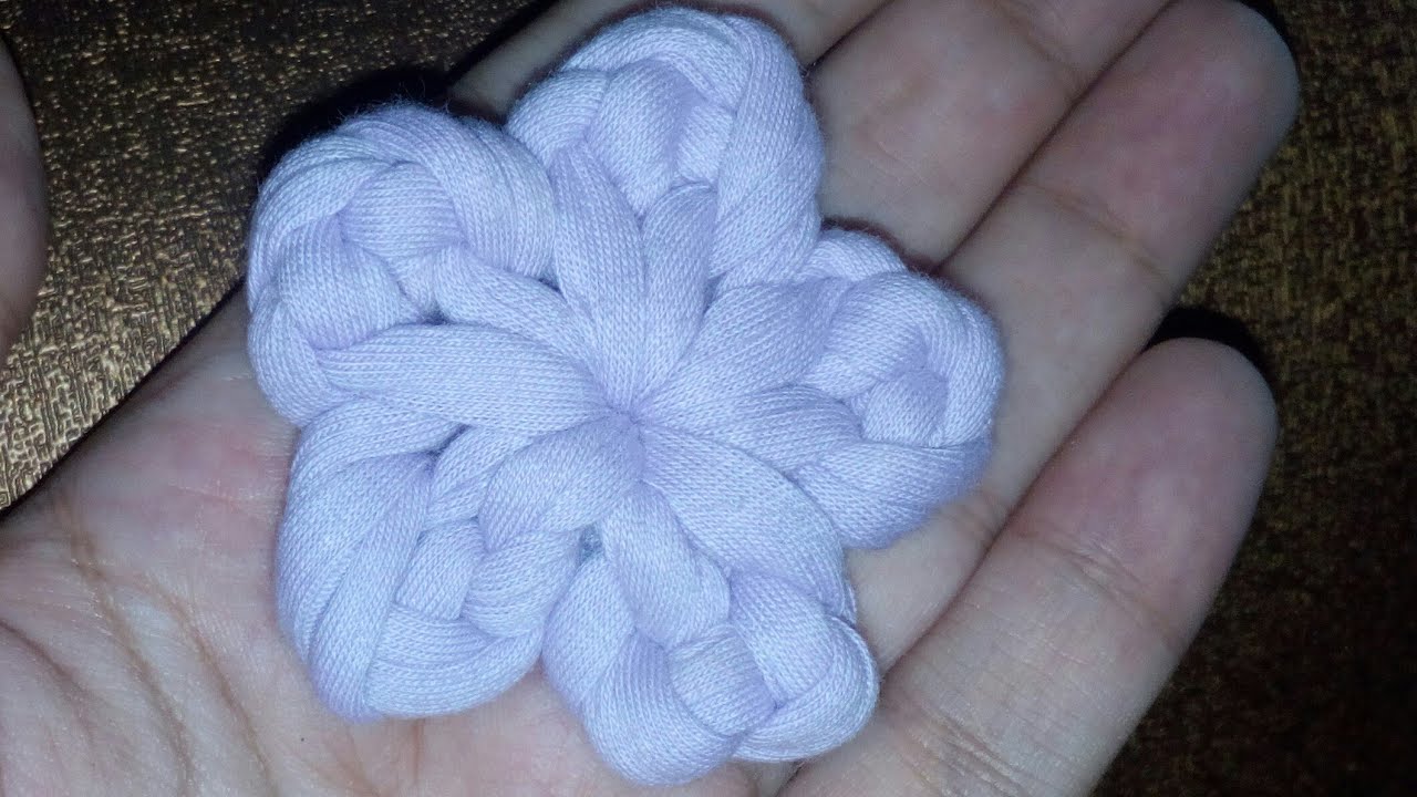 🌸ورده كروشيه بخيط الكليم🌸