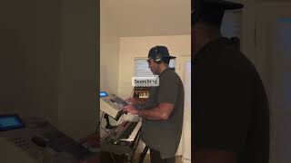 Built this drum track from scratch on the MPC 2000XL If you want to learn how to actually build