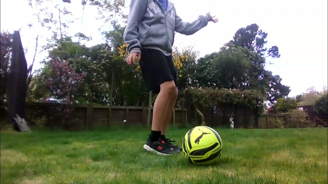 How to curve ball in soccer youtube