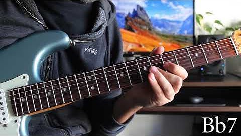 Music Theory Applied 2 - Tritone Substitution - Key: C (Tab and Lesson available)