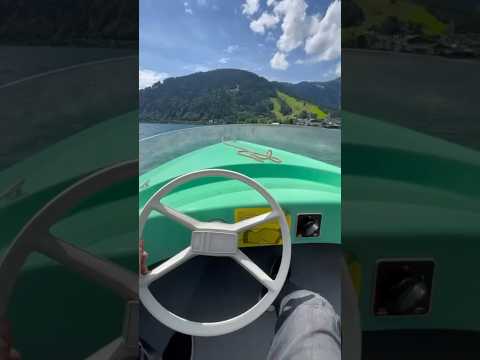 خربانة من كل النواحي والمجالات بس انا رايق ومبسوط والحمد لله