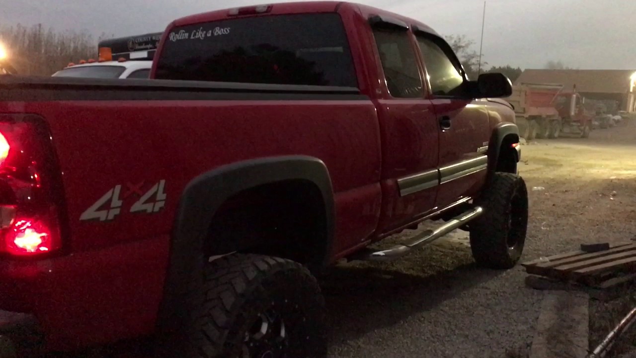 06 duramax idle and a few revs YouTube