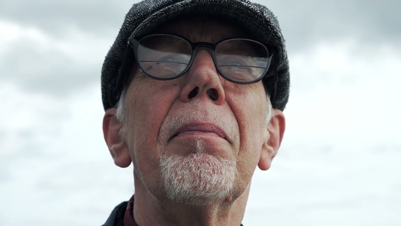 Meet Me On The Corner | Lindisfarne's Rod Clements meets Elizabeth Liddle