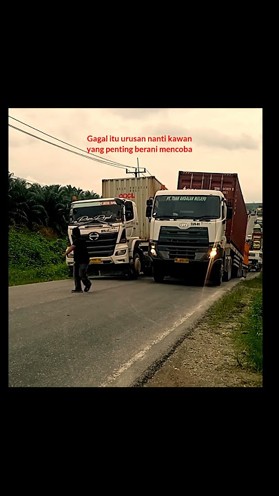 bantu kawan solidaritas nomor 1 Duet Hino 500 dan Ud Quester