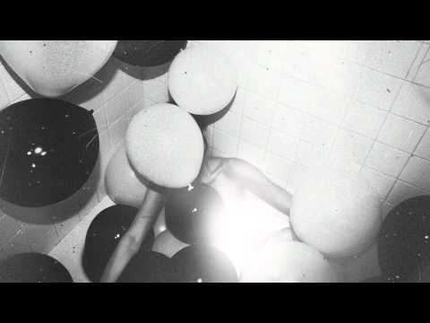 The Weeknd - House Of Balloons / Glass Table Girls