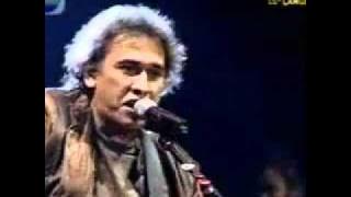 iwan fals   Air Mata Api Live
