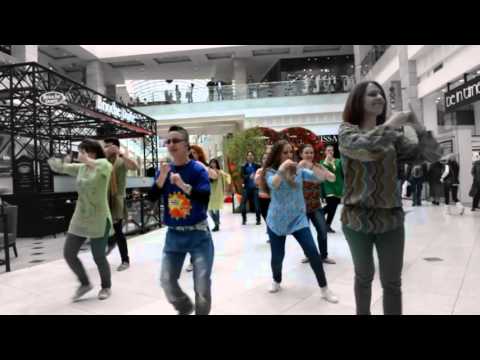 NIKY HINDI -First International Flashmob Bollywood -Bucuresti Romania