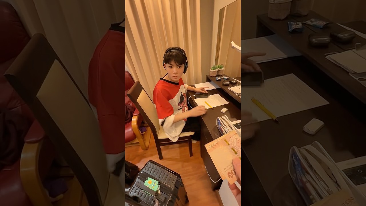 お金かミステリーギフト…どっちがいい？😱【Mystery Gift】#Shorts