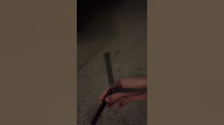 Balisong tricks #balisong #butterflyknife #shorts #knifetricks #fidget #fyp