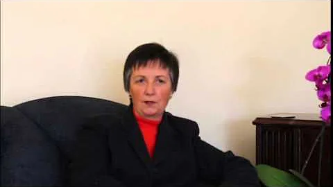 Dr Barbara Wade