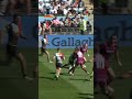 6'4", 115kg flanker vs a scrum-half