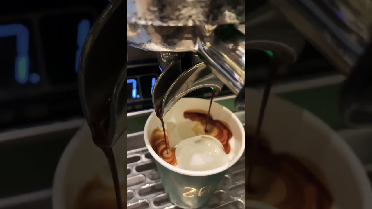 How To Make Iced Flat White / how to make iced flat white coffee YouTube