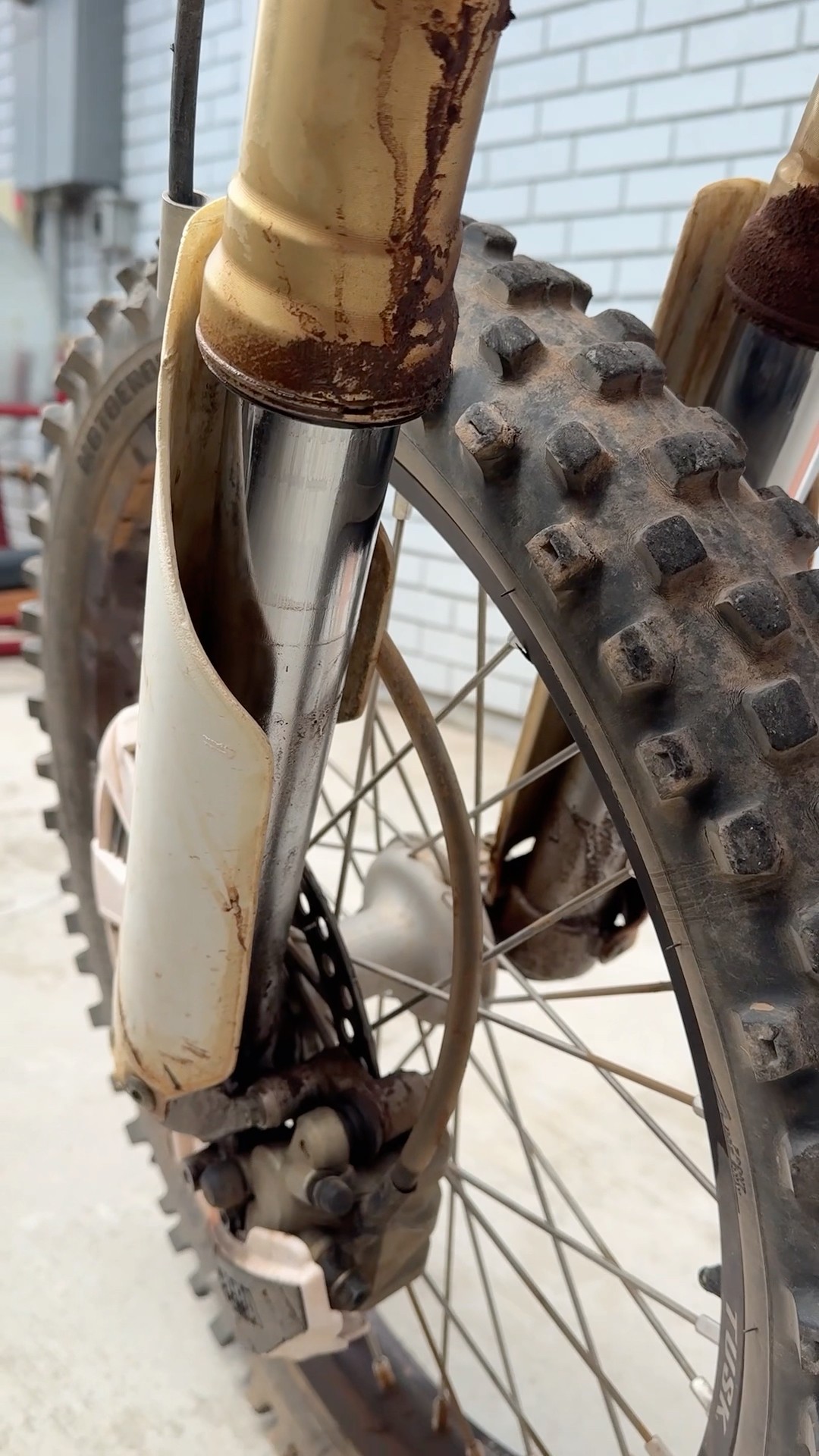 Old Honda still running #dirtbike #honda #crf #crf250r #mx - YouTube