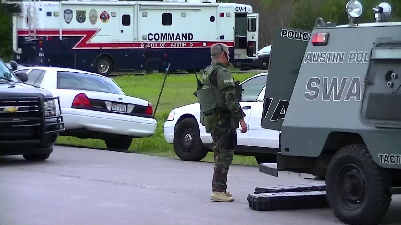Austin Police SWAT Standoff, 5/29/13 YouTube