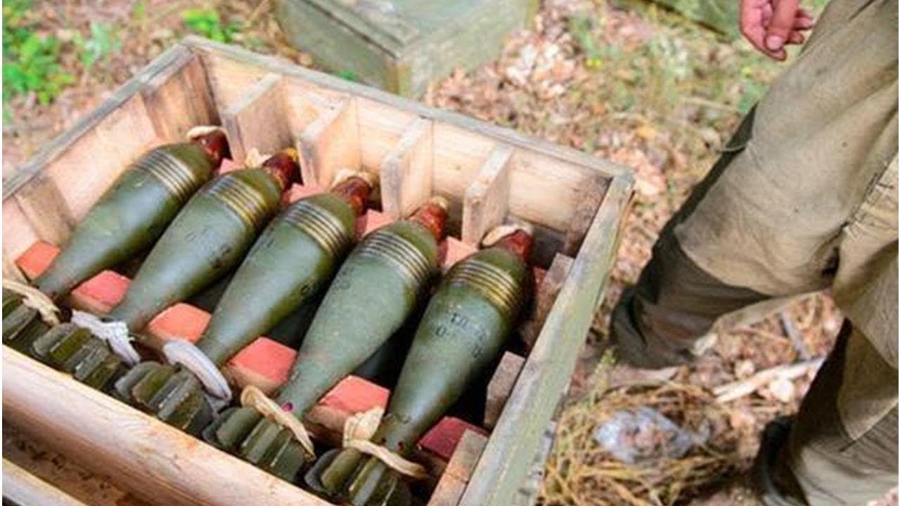 400 мин в ч. 82мм боеприпасы мины. Миномет 82 боеприпасы. Ящик с Минами 82мм. Мина для миномета 82 мм.