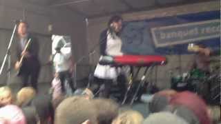 Watch Skints Change The Channel video