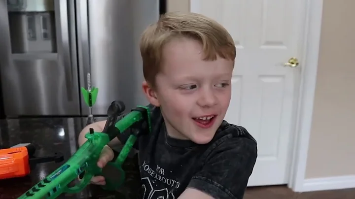 Extreme Toys TV MixUp! Attack the Castle! Ethan Vs  Cole Nerf Box Fort Battle! Part 2