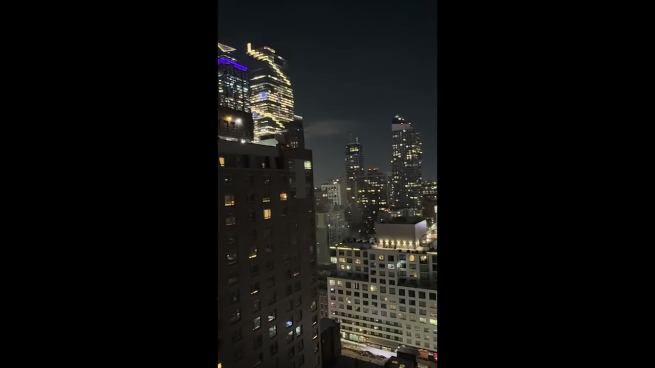 Завершение нашей первой ночи в Нью-Йорке в 2026 году.