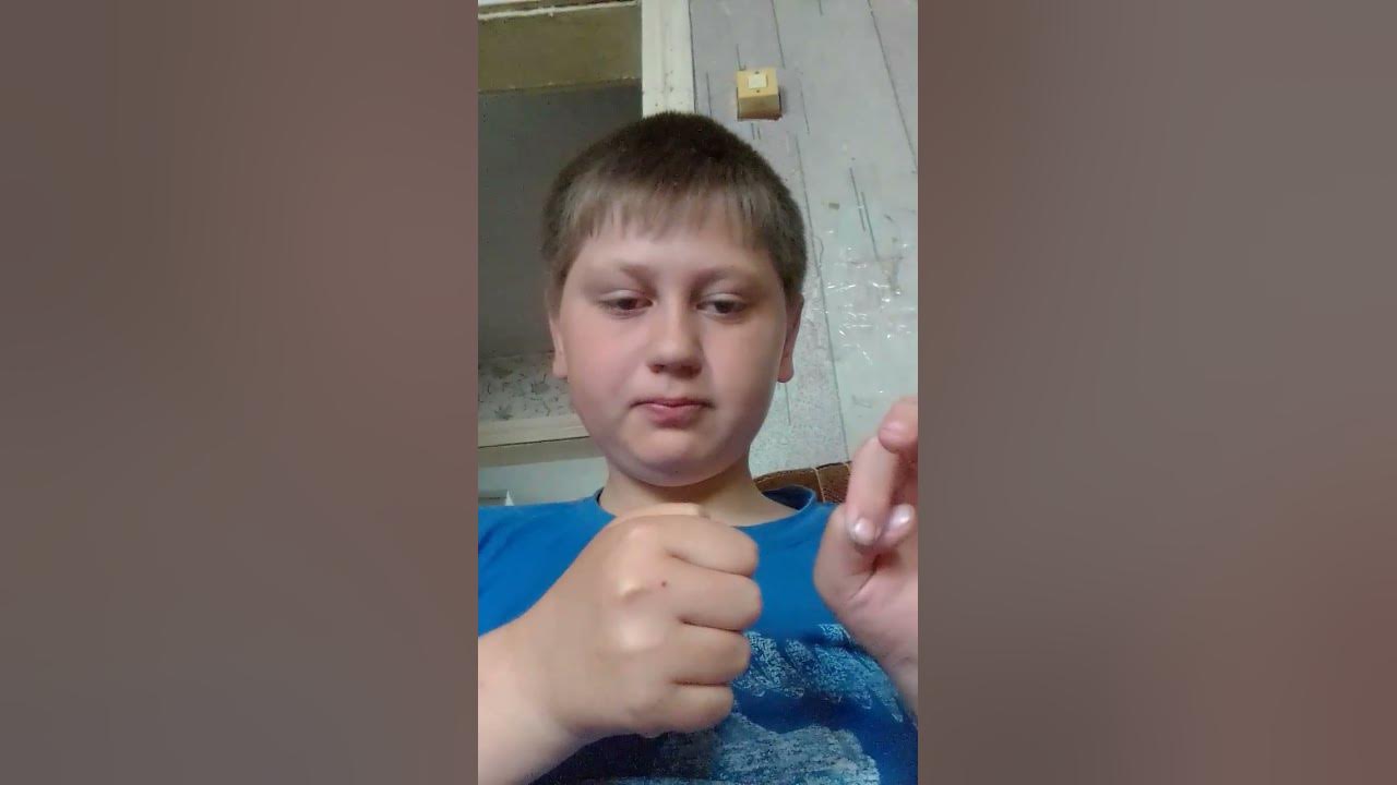 я сломал палец - YouTube