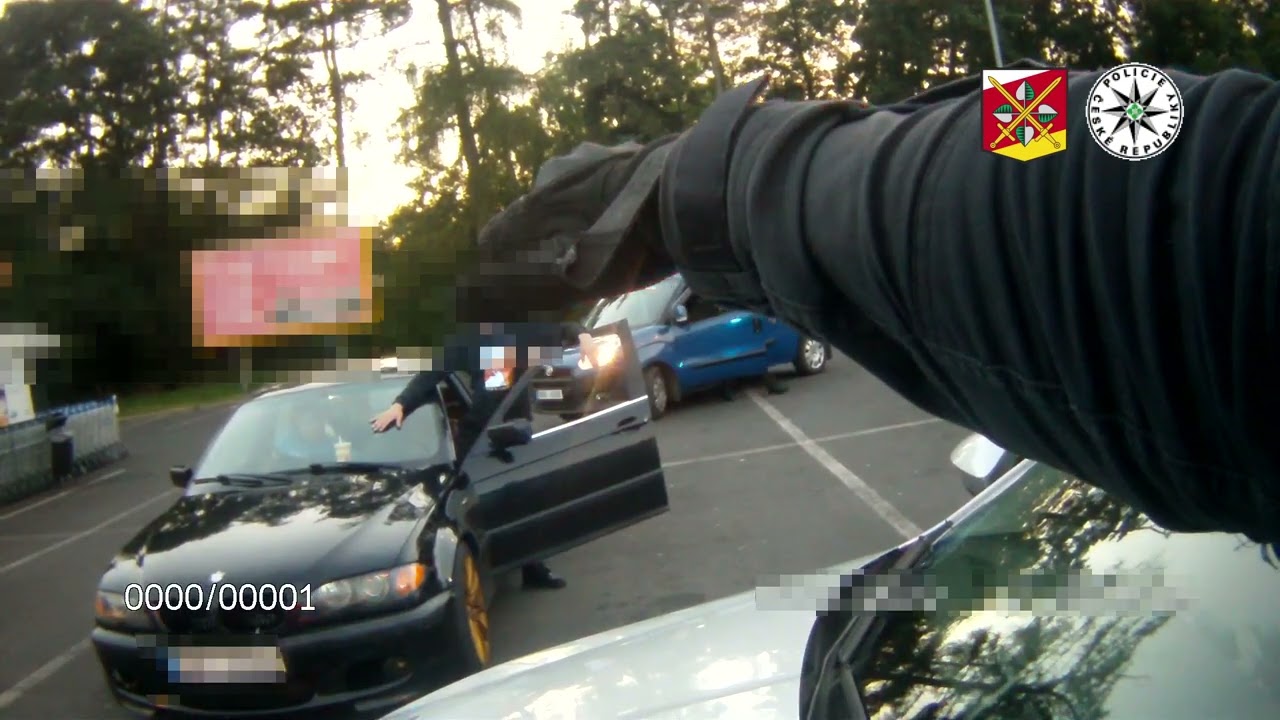 Policie ČR: Mladíci obviněni za těžké ublížení na zdraví a výtržnictví