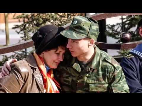 Как матери пережить уход сына в армию