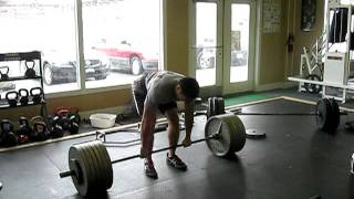 06-24-2011 - Brian Chia - 605lb deadlift @ 180lb