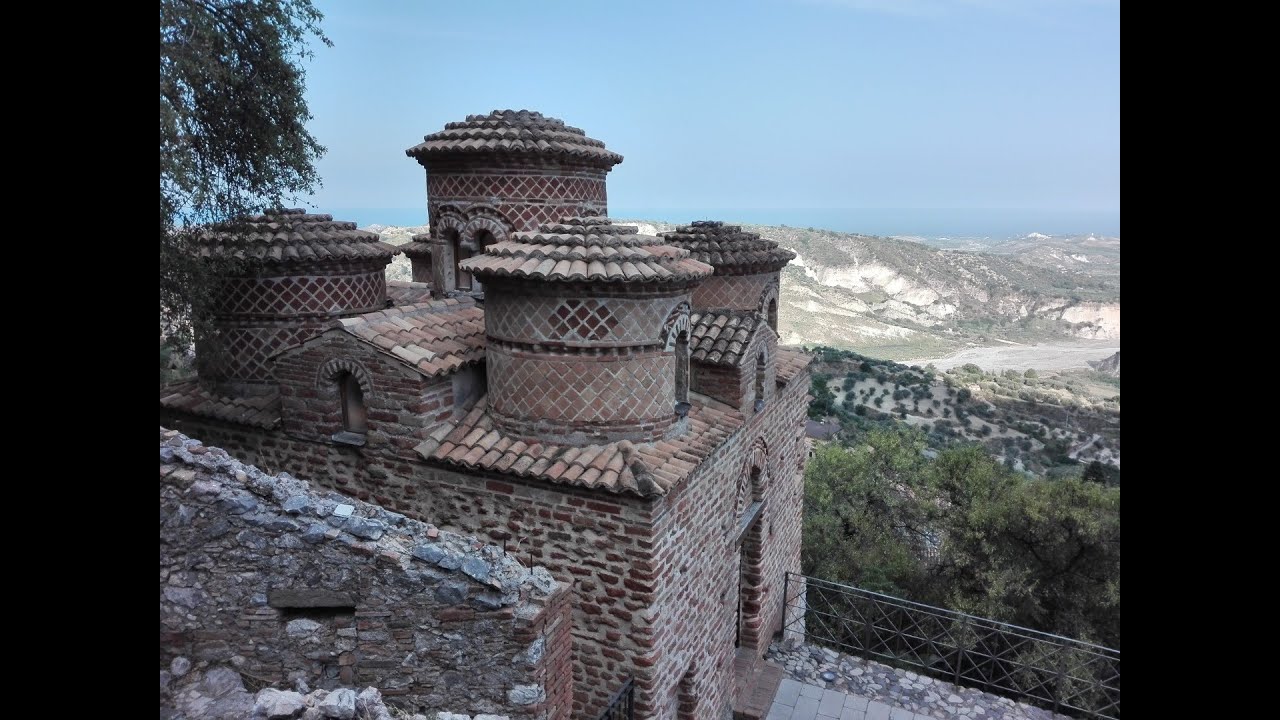 Cattolica di Stilo - piccola chiesa bizantina di enorme fascino.
