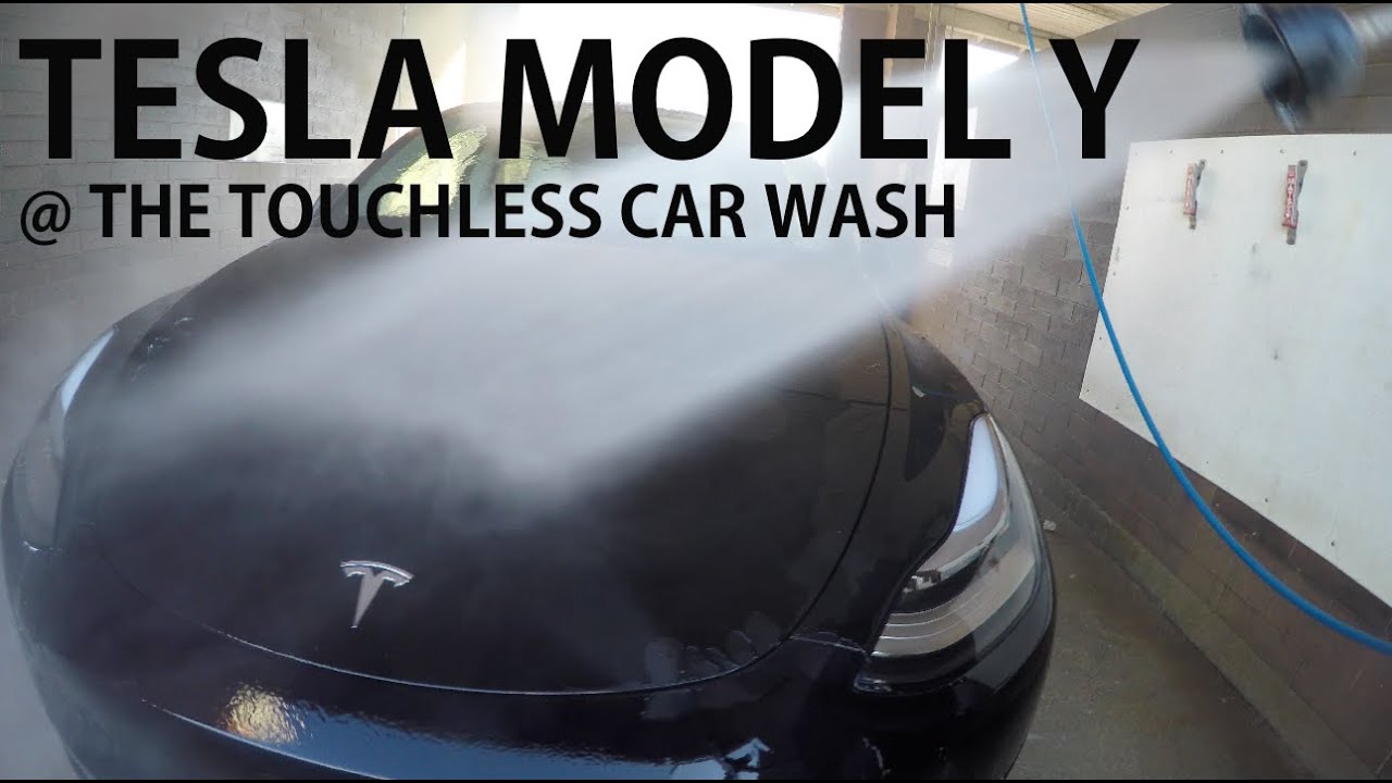 Tesla being washed without human contact