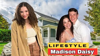 Madison Haschak Lifestyle (Haschak Sisters) Biography, Boyfriend, Net Worth, Hobbies, Age, Facts Details