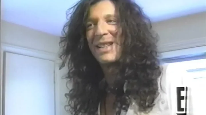 "Howard At Home" - Howard Stern E News Feature (19...