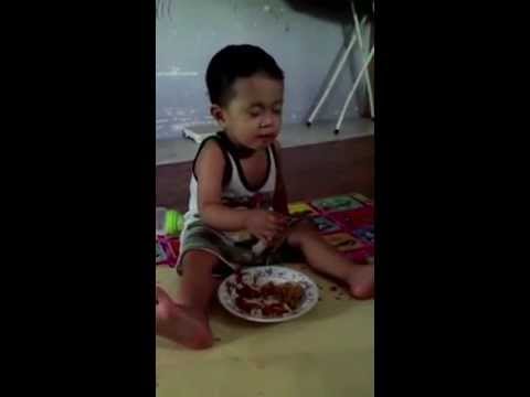 Video Lucu Dan Kocak Anak Ngantuk Maksa Sahur Youtube