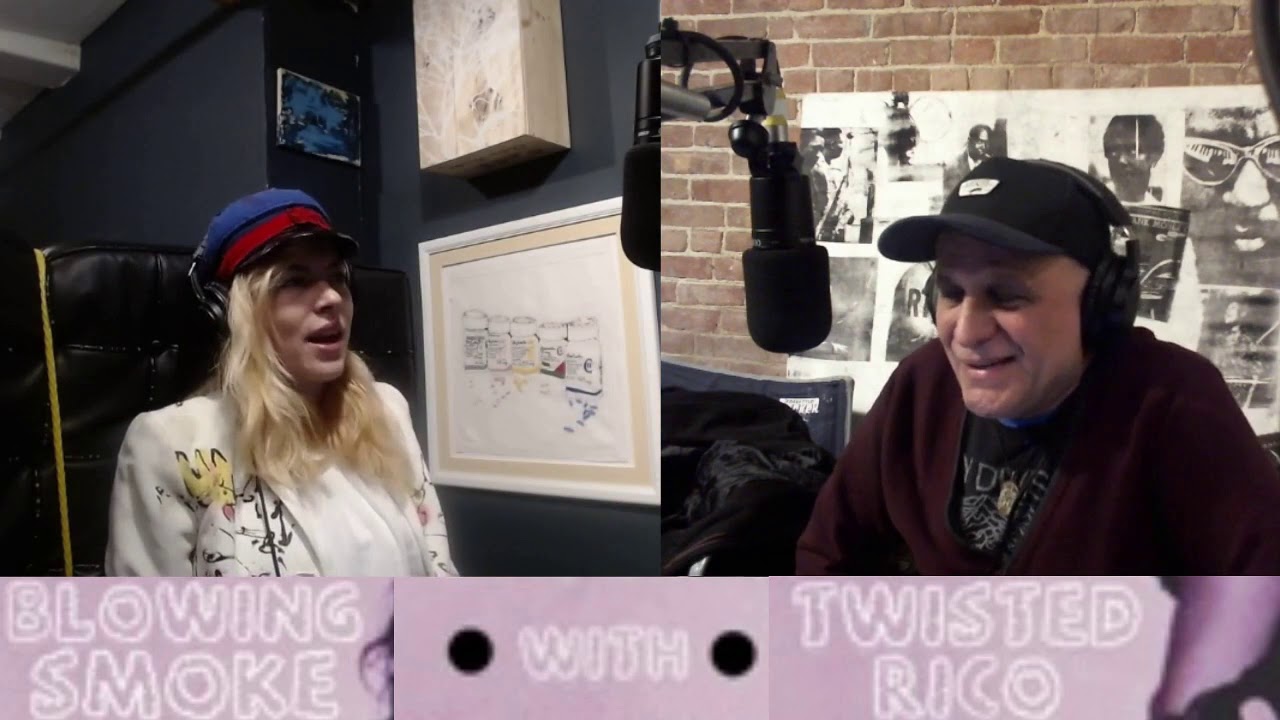 Adventures in Jarva Land, new music from The Gala, complete chaos and mutual love for Busy Phillips