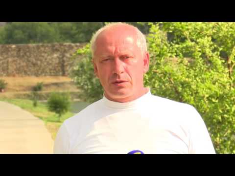 23.06.2017 რუსთავის კულტურისა და დასვენები პარკში ტბის სანაპირო ზოლზე მაშველები იმუშავებენ