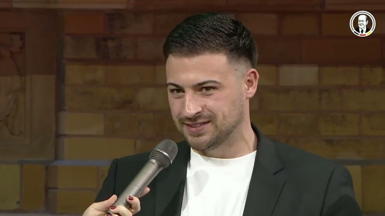 1. FC Lintfort erhält Preis für ausgezeichnetes Social-Media Marketing