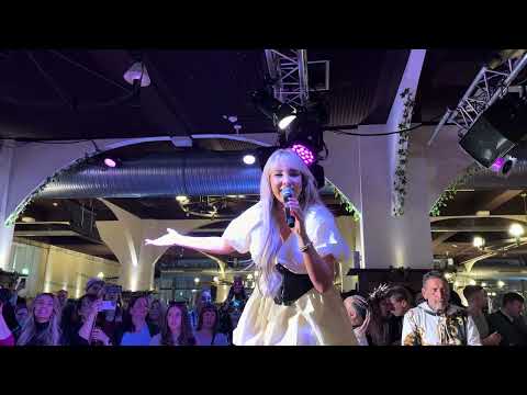 Annemarie Eilfeld - "Neugeboren" im "Hofbräuhaus München" in Berlin 20.03.26 #berlinalexanderplatz