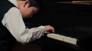 10-Yr-Old CRUSHES Sonata No. 8 in C Minor, Op. 13 ('Pathétique') by Beethoven / OMF