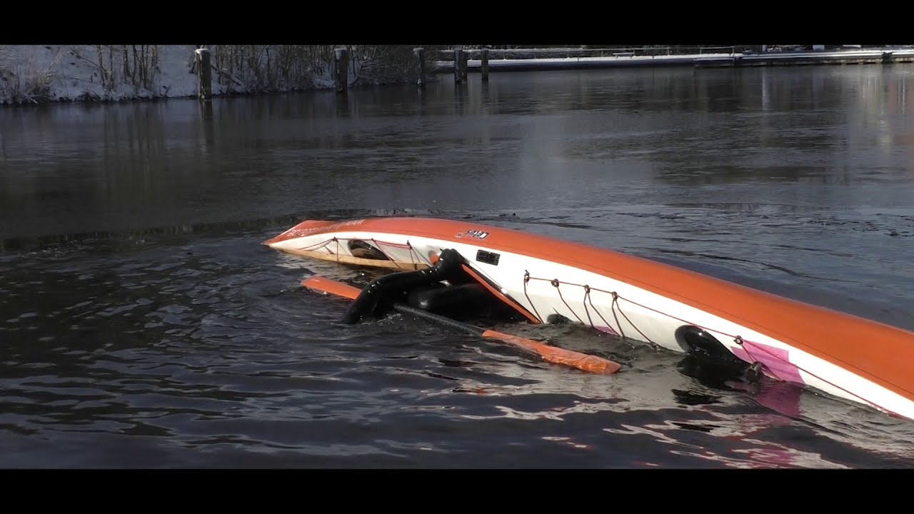 Selbst-Rettungs-Training mit Kajak-Nordsee