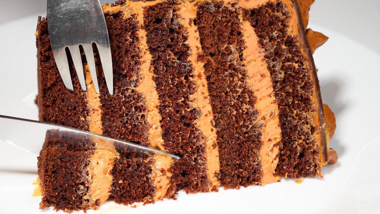 Шоколадный торт - идеально мягкий и ароматный с масляным кремом!