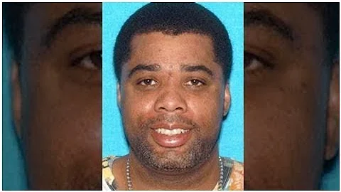 Two firefighters treated for heat exhaustion after Knoxville house fire