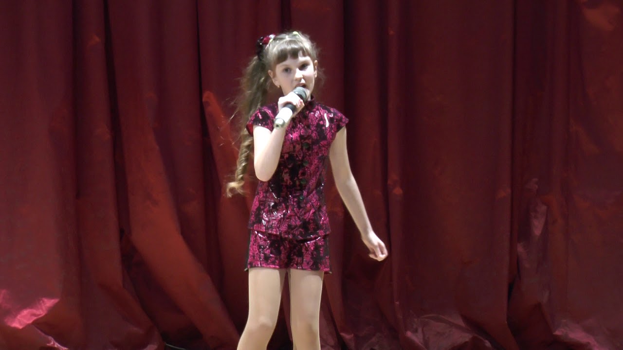 лежит передо мной игрушек. лежит передо мной игрушек куча текст. минусовка песни "моя семья" лежит передо мной игрушек куча. песня моя семья. песня моя семья.