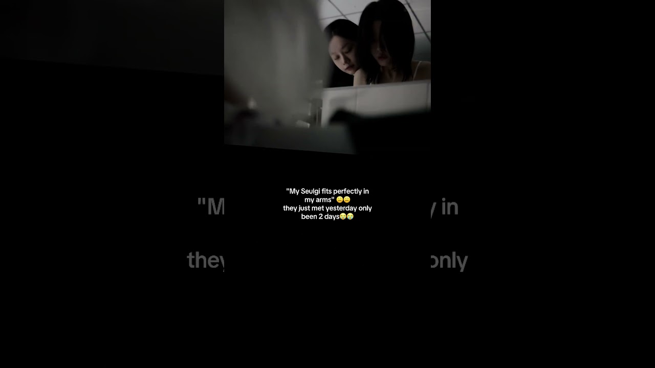 Seulgi and Jaeyi hug | Hyeri and Jung soo bin | Friendly Rivalry | Korean GL | Lesbian series