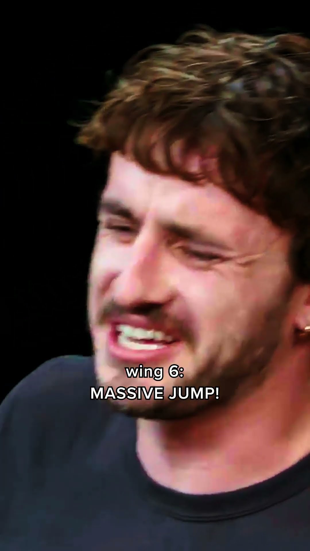 Paul Mescal's reaction to every wing on Hot Ones ?