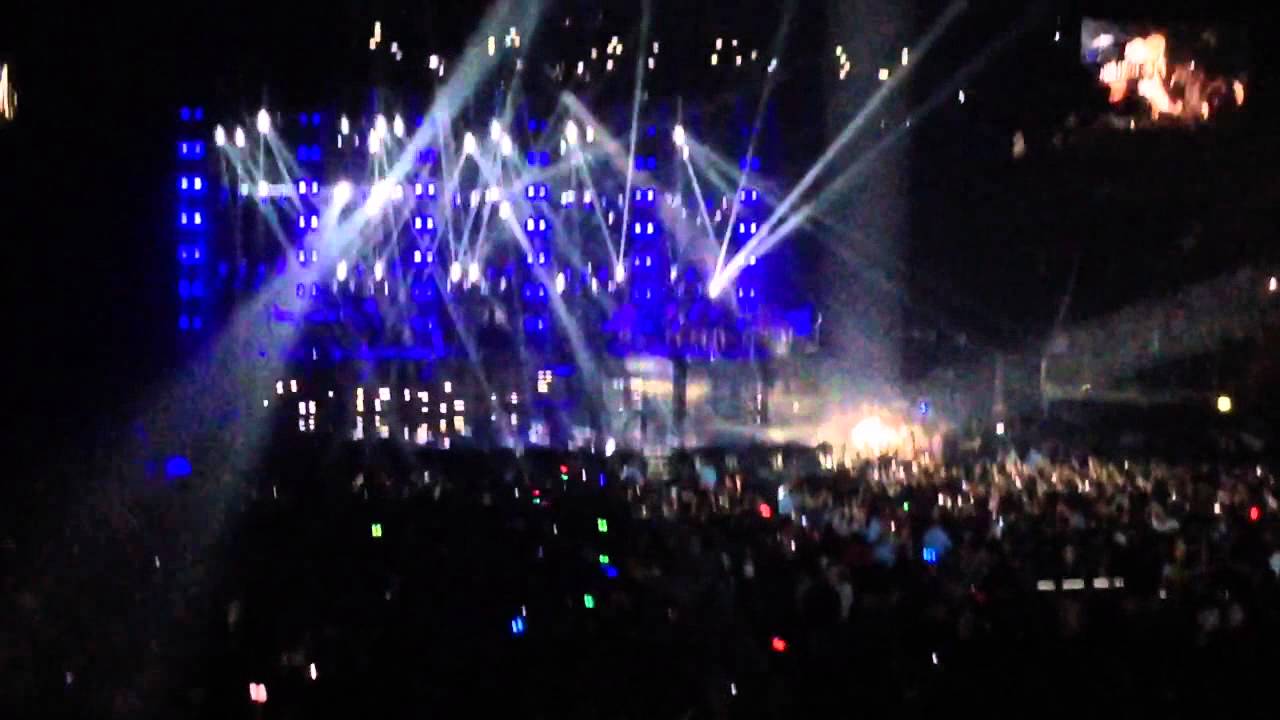 Beyonce XO O2 arena 28th February - YouTube