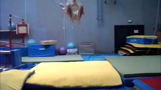 Double Backflip sur trampoline !