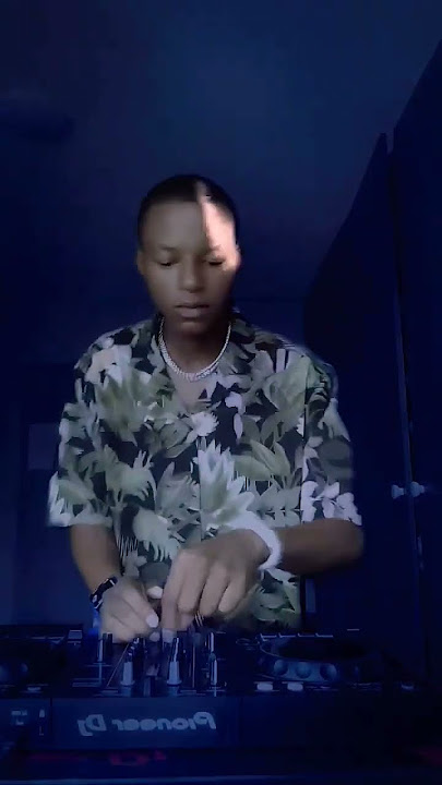 One of my current Fav track 🔥🔥🔥🔥💯. ID: Drega ft Simmy - Ezizweni #afrohouse #simmy #newmusic