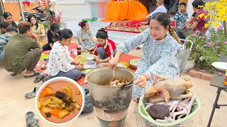 Mommy Sros buy and prepare food for family in Khmer New Year Day in my village | Khmer New Year Day