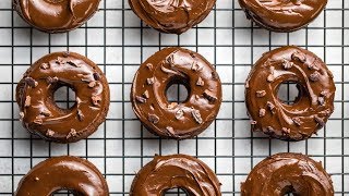 One Bowl Chocolate Donuts (Vegan + GlutenFree!)