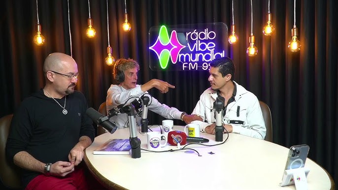 Tal Pai, Tal Filho: Da Rádio do Comércio à Vibe FM: 50 anos de